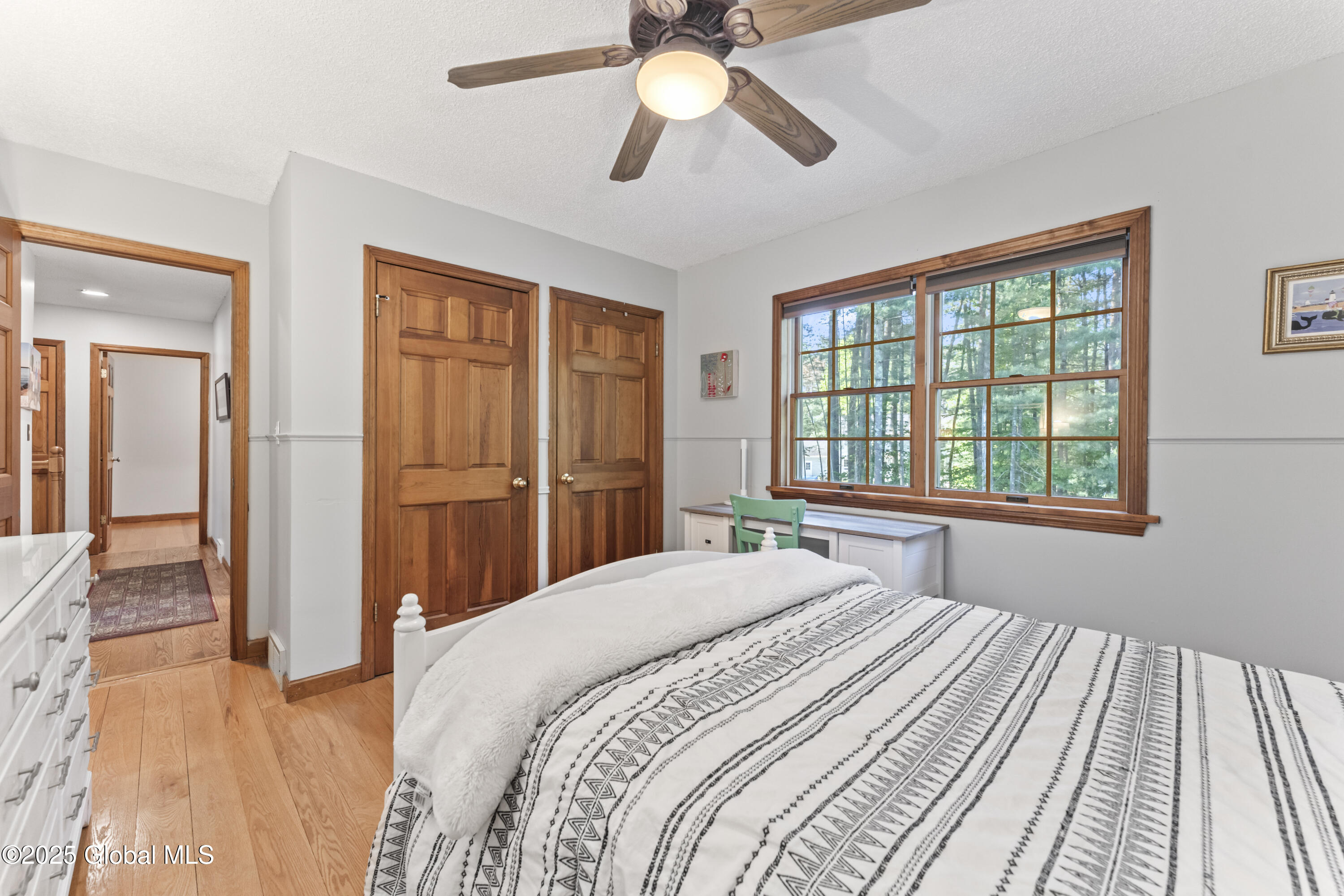 6 Iroquois Drive