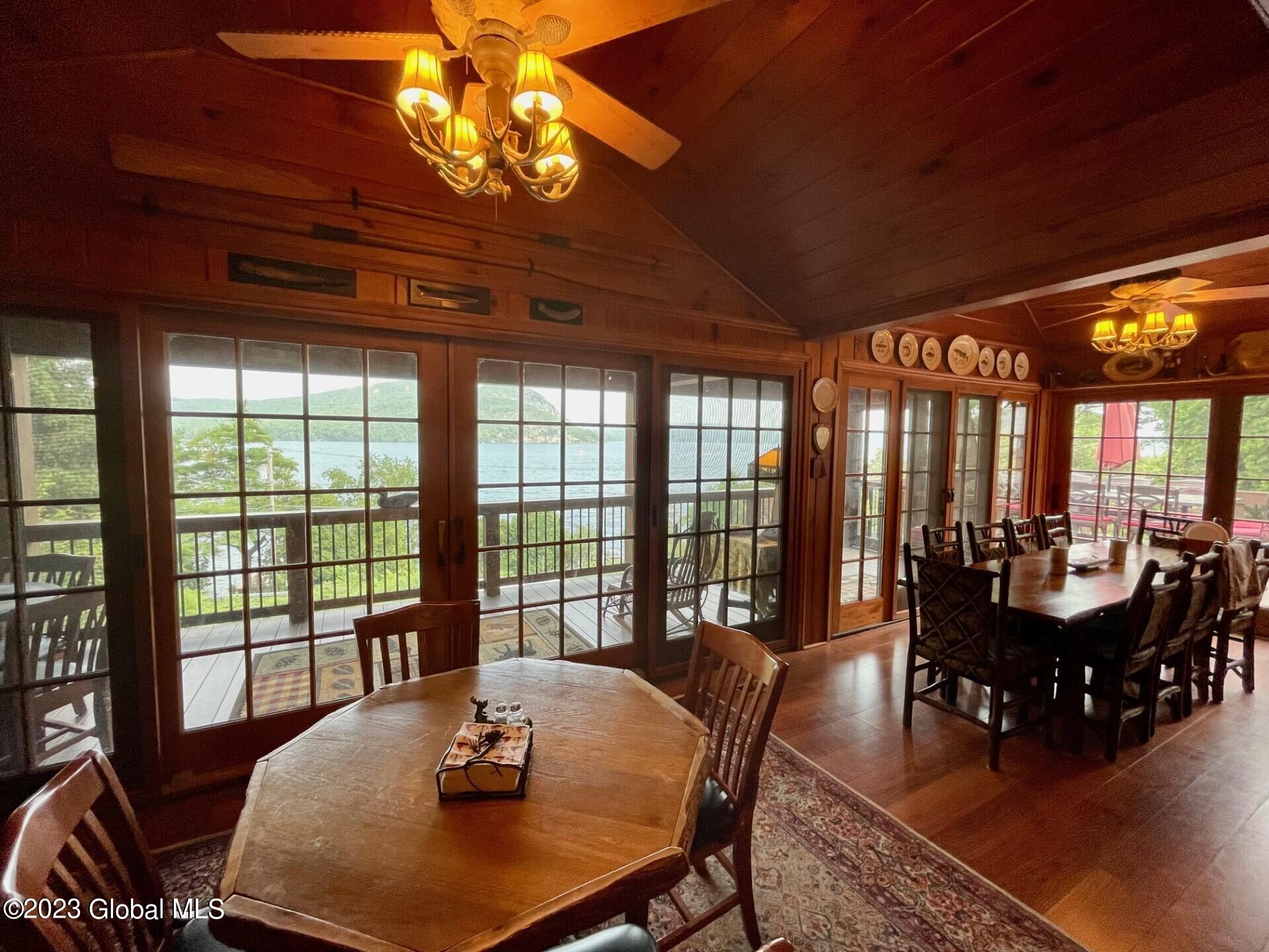 9667 Lake Shore Drive