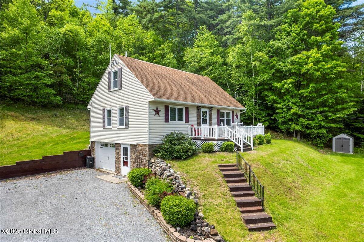 113 New Vermont Road