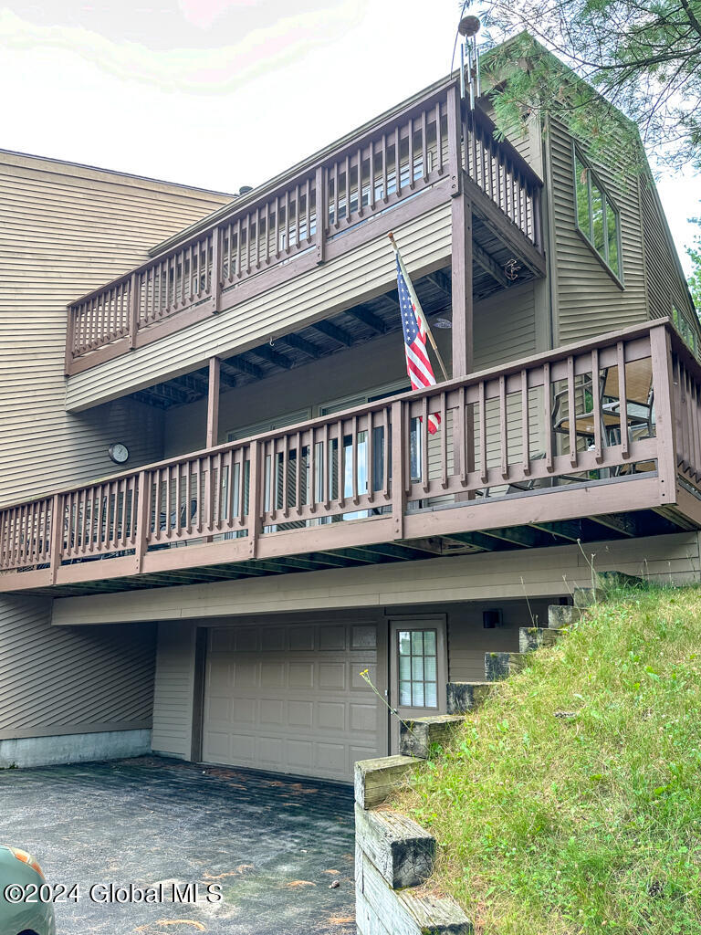 441 Lockhart Mountain Road, 1