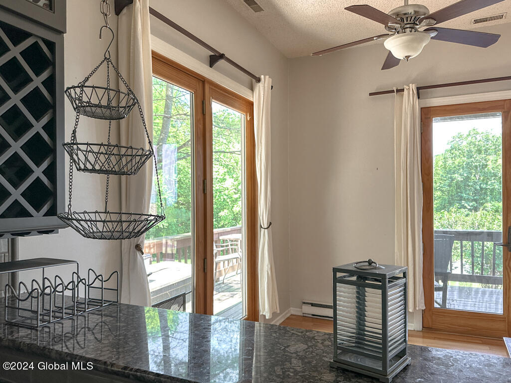 441 Lockhart Mountain Road, 1