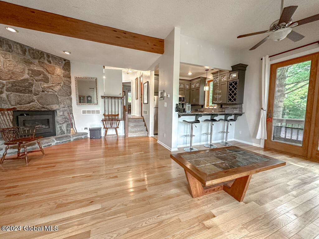 441 Lockhart Mountain Road, 1