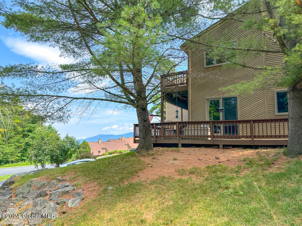441 Lockhart Mountain Road, 1