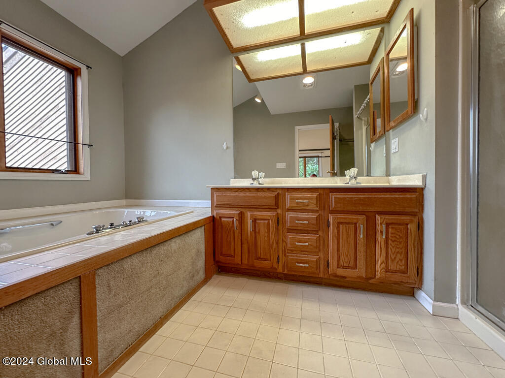 441 Lockhart Mountain Road, 1