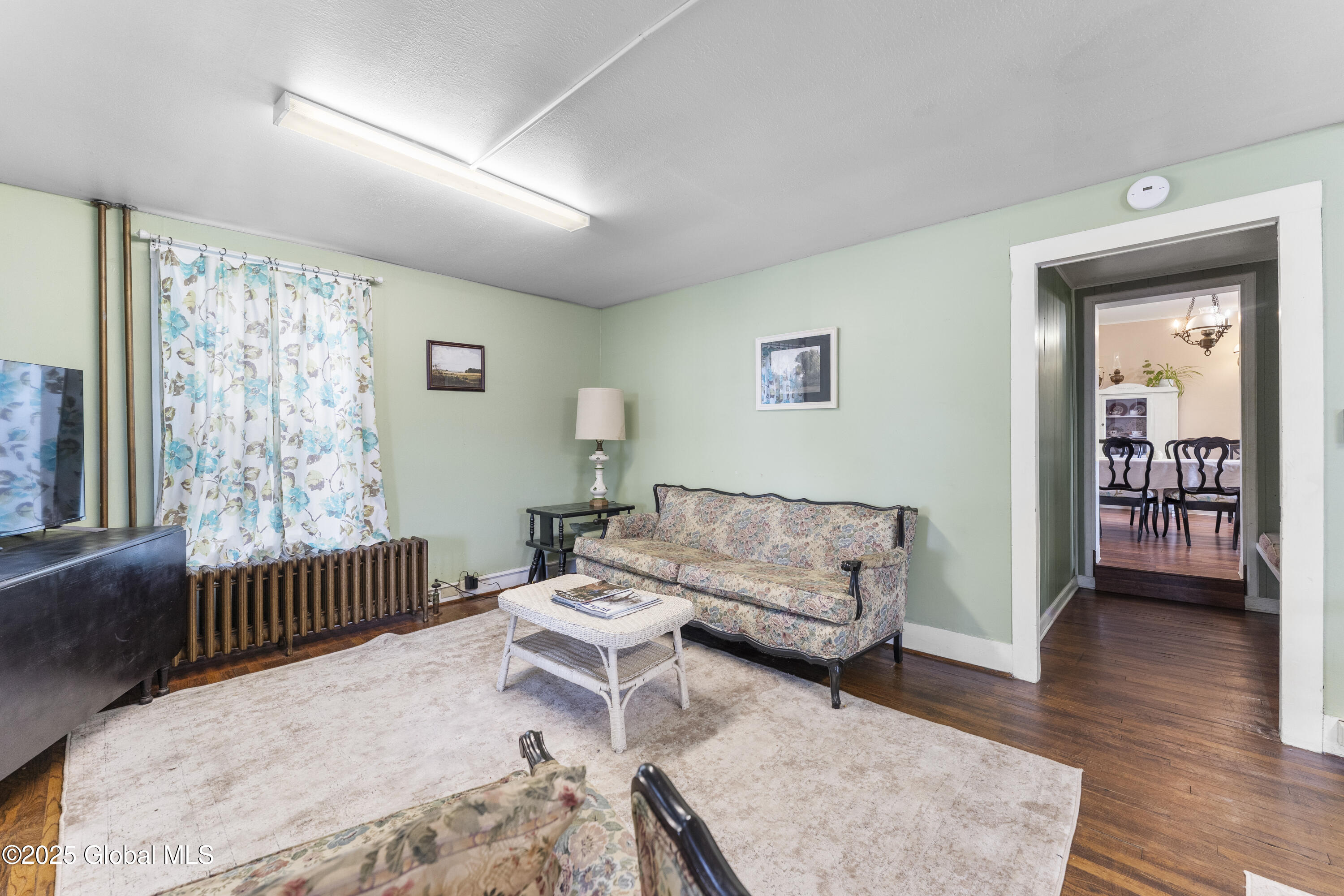 3952 Main Street