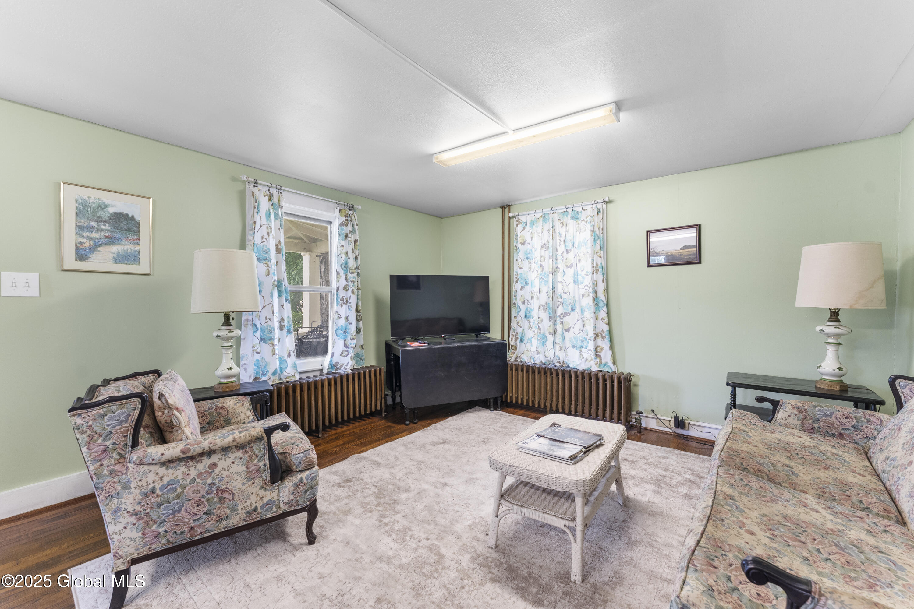 3952 Main Street