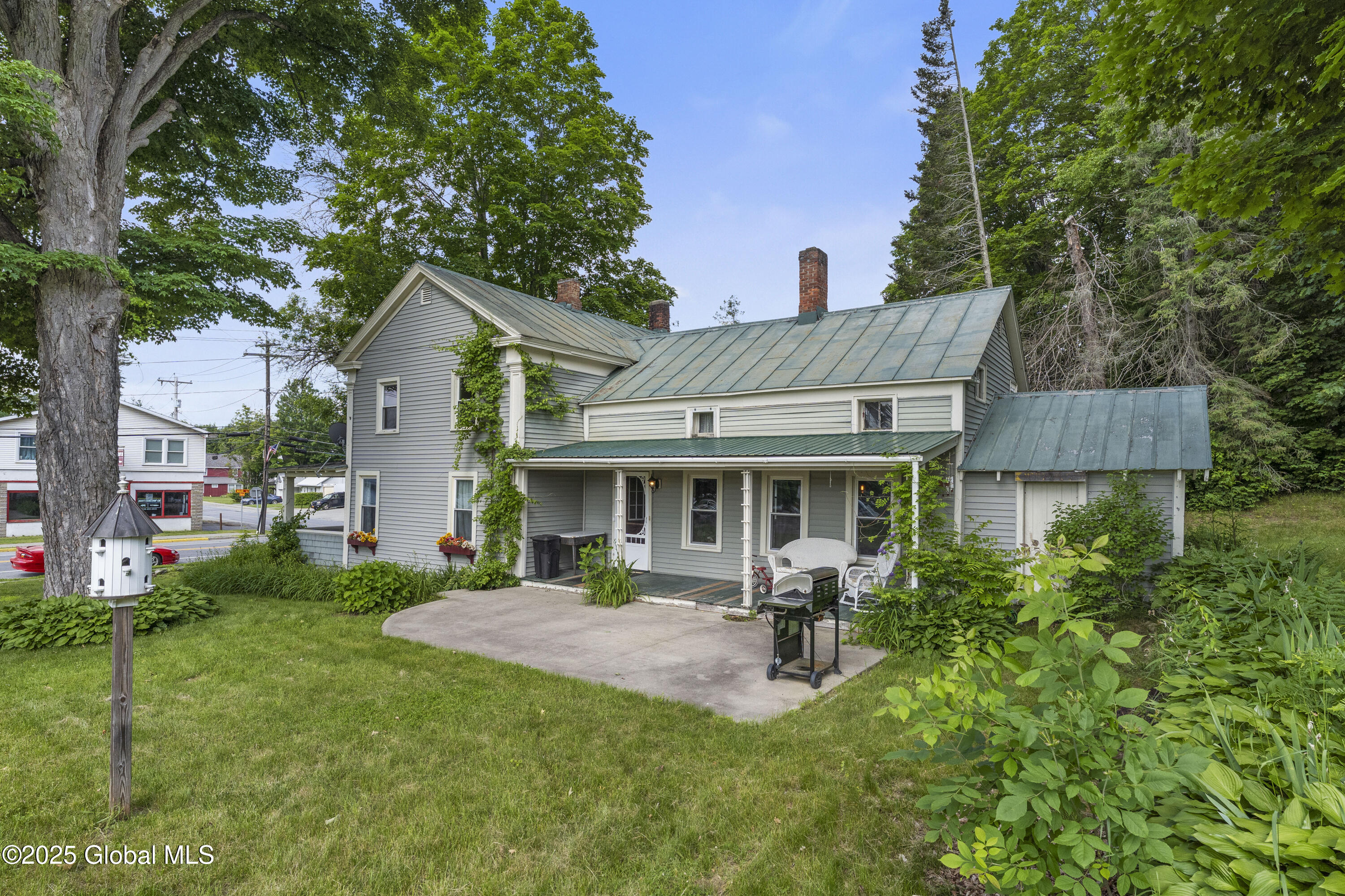 3952 Main Street
