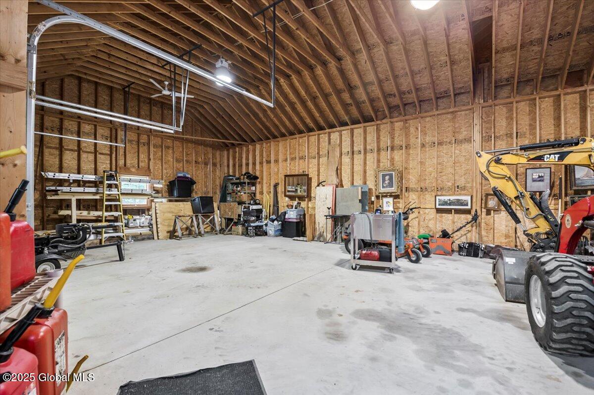 5879 Lake Shore Drive