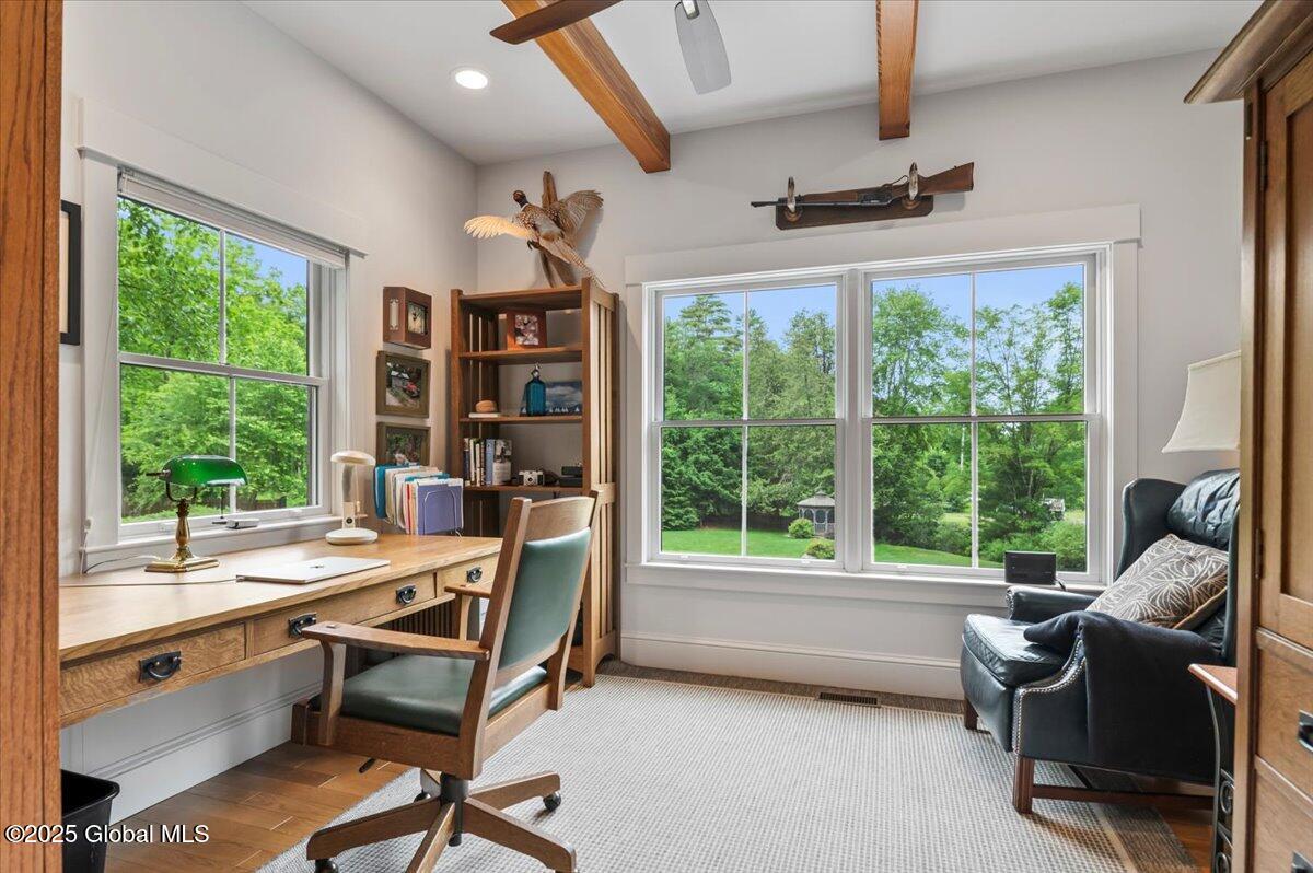 5879 Lake Shore Drive