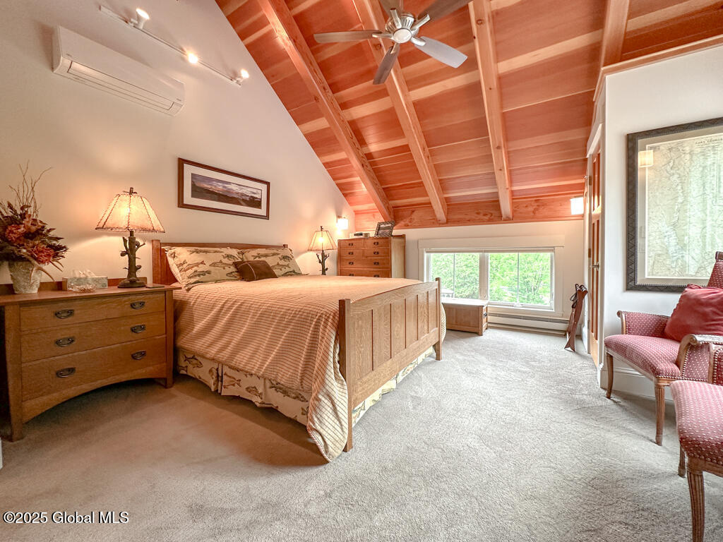 5879 Lake Shore Drive