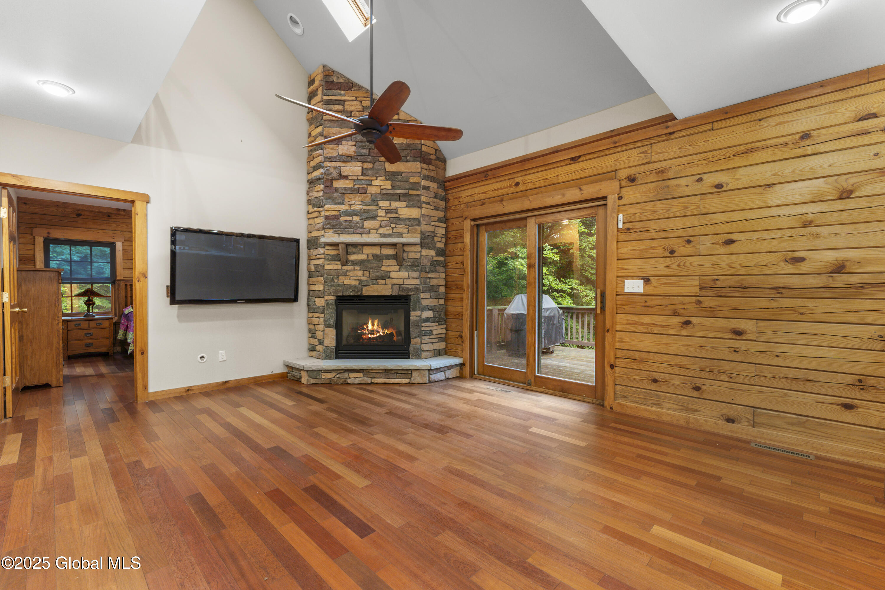 202 Stone Schoolhouse Road