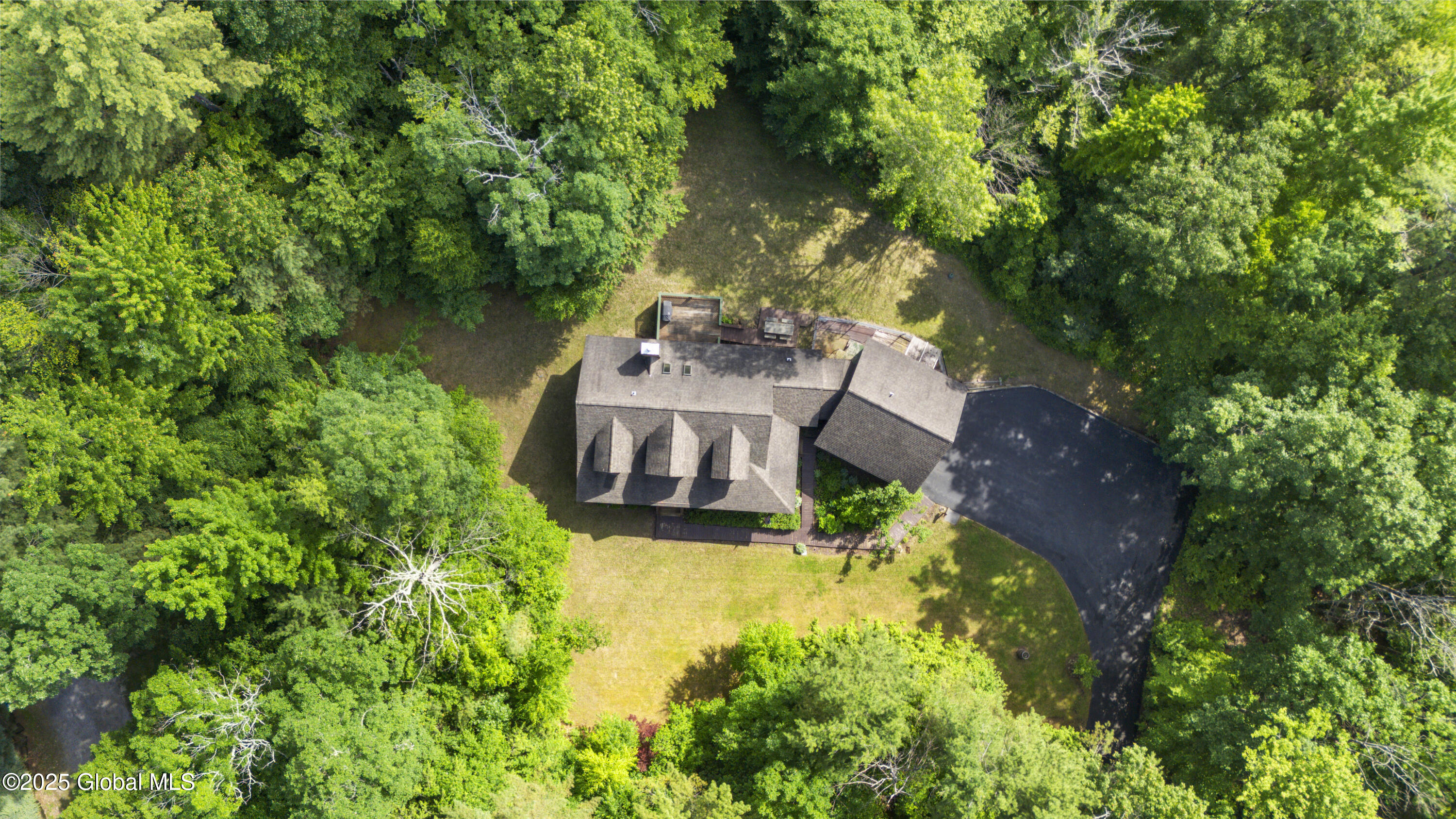 202 Stone Schoolhouse Road