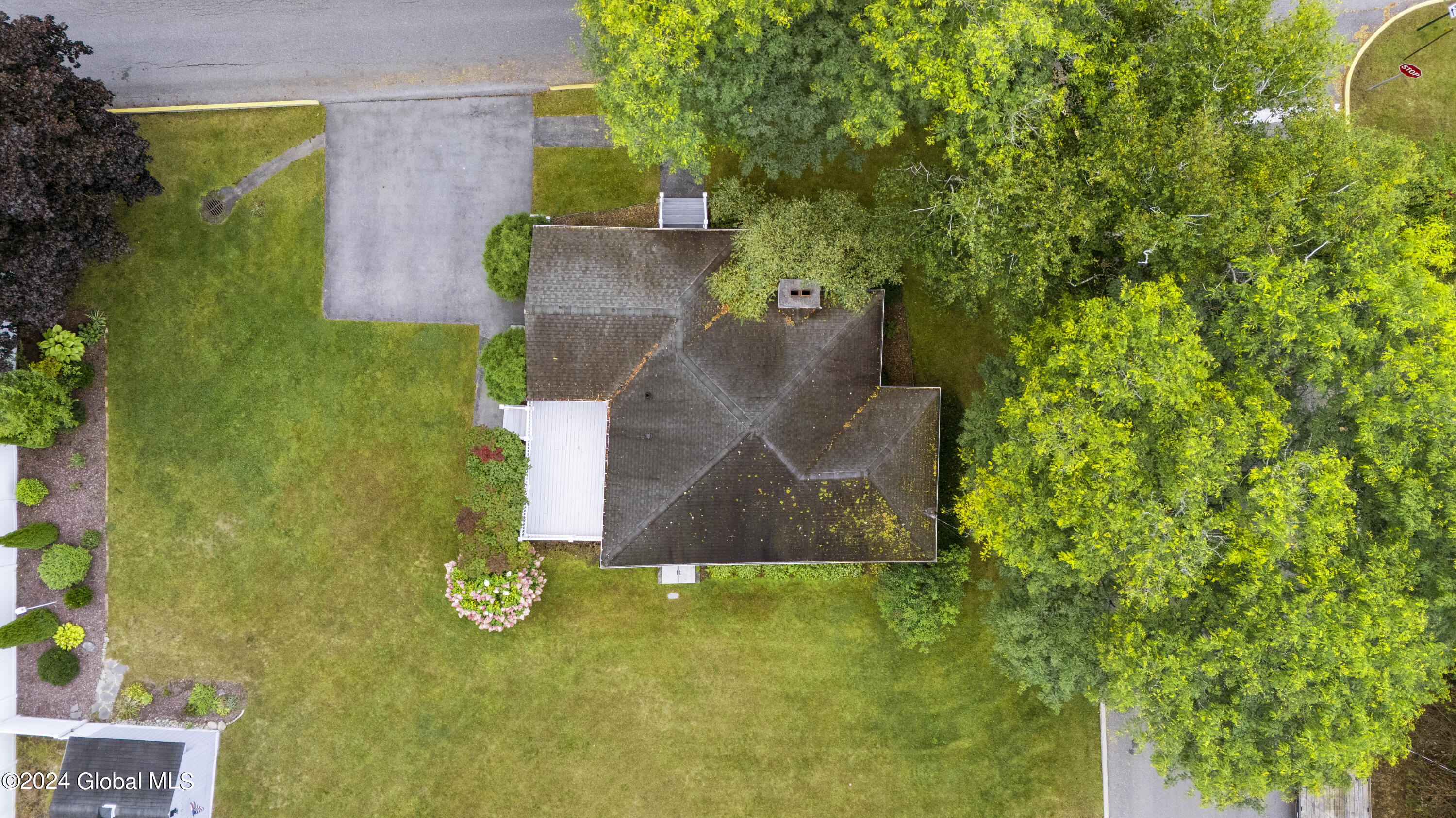 14 Mountain Drive