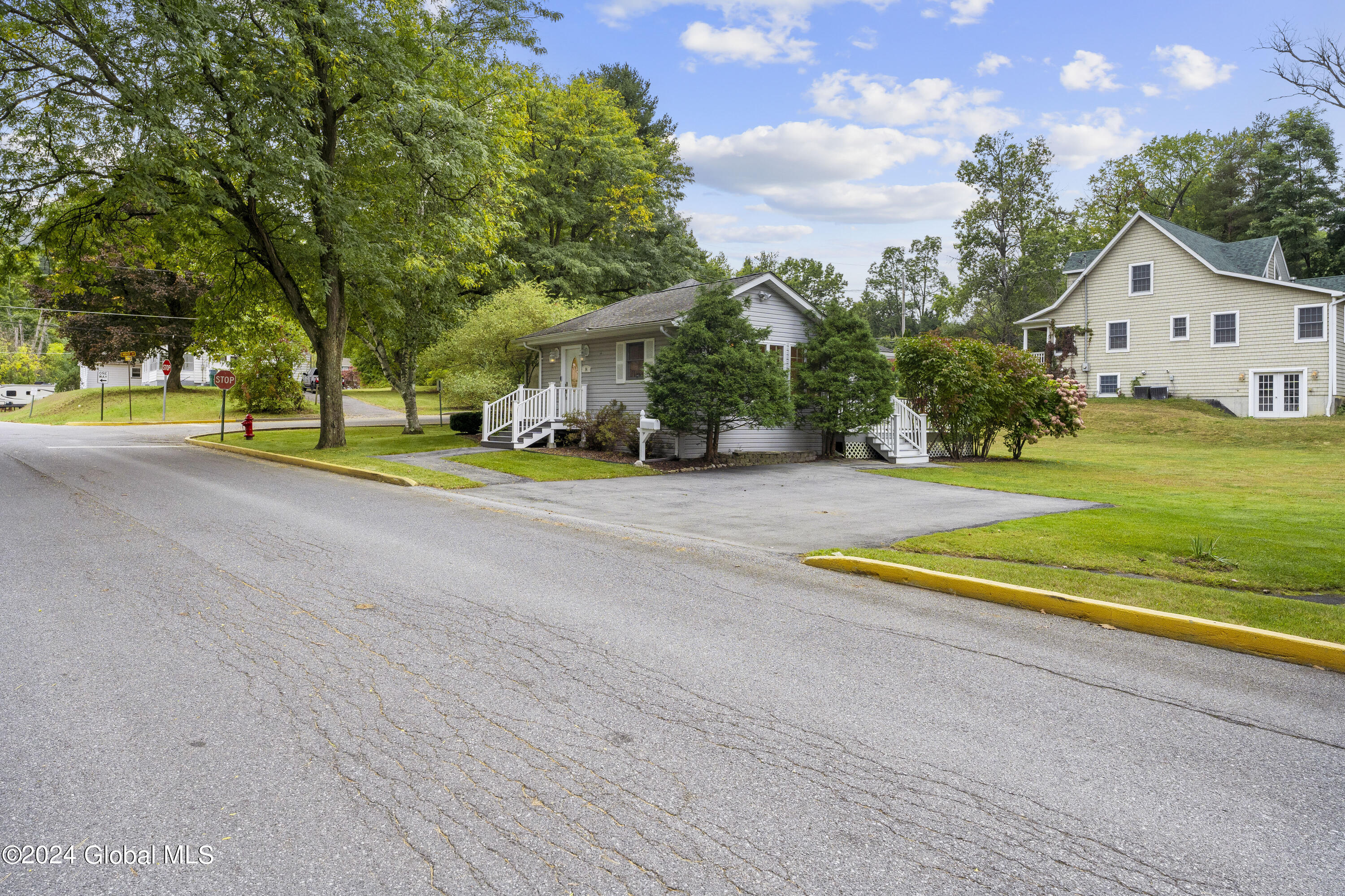 14 Mountain Drive