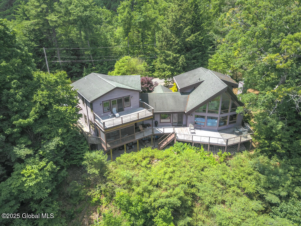91 Lake Winds Road