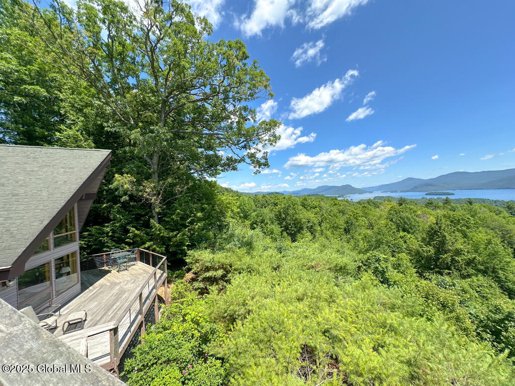 91 Lake Winds Road