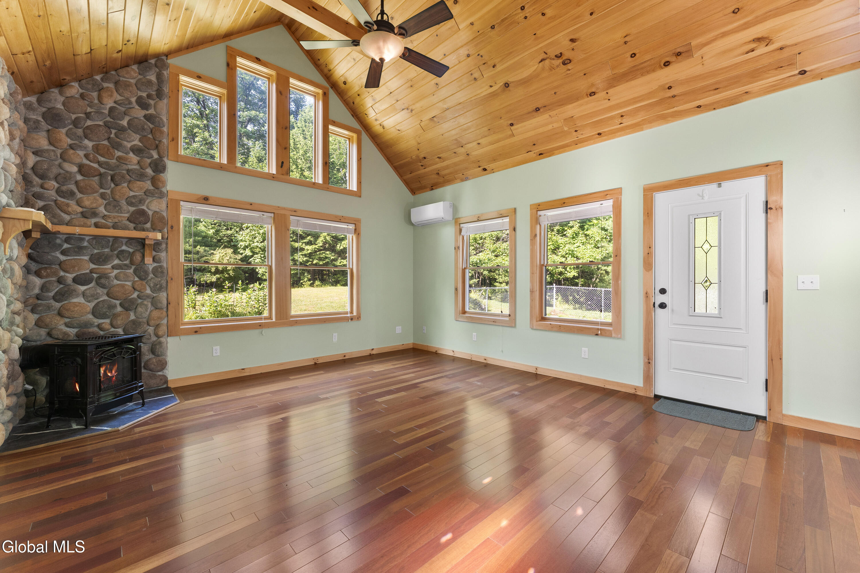 123 Stock Farm Road