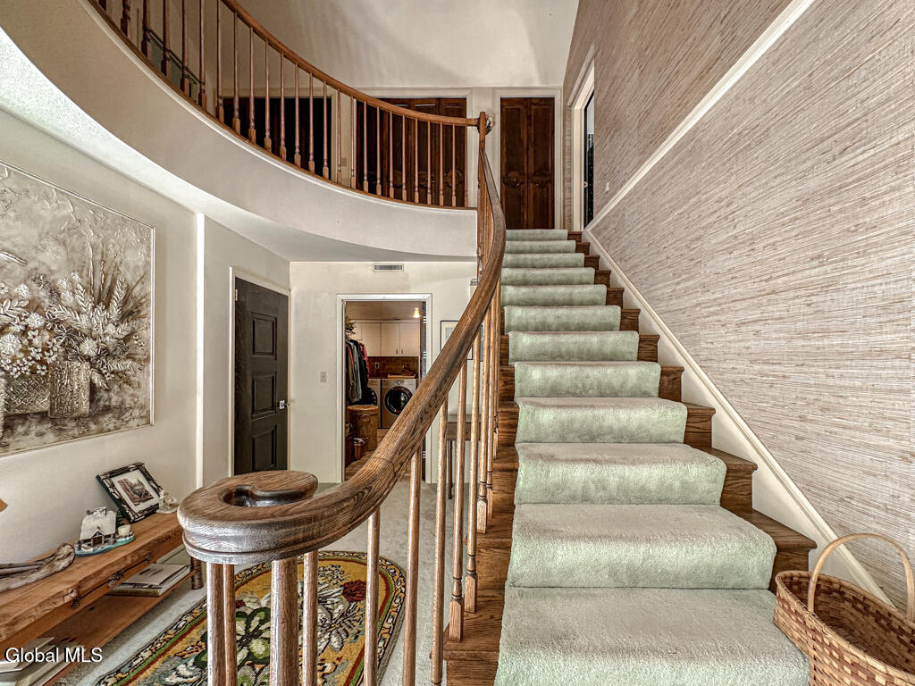 4474 Lake Shore Drive