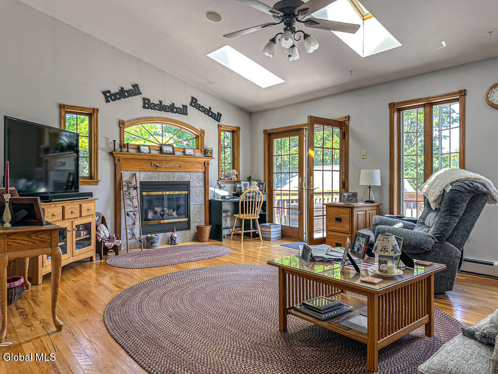 3026 Lake Shore Drive