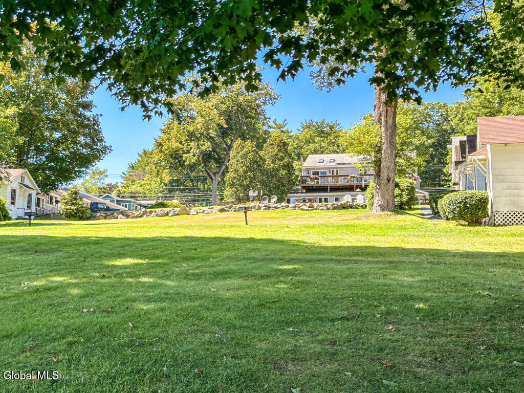 3026 Lake Shore Drive
