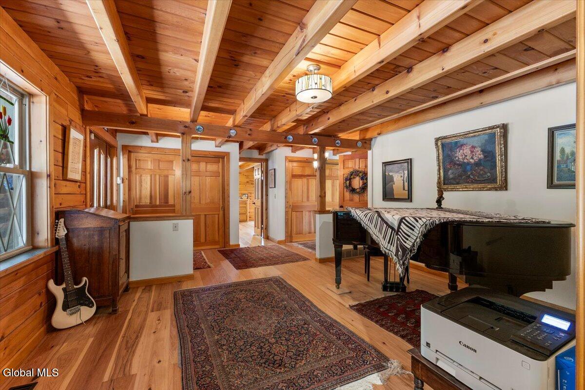 281 Bloody Pond Road