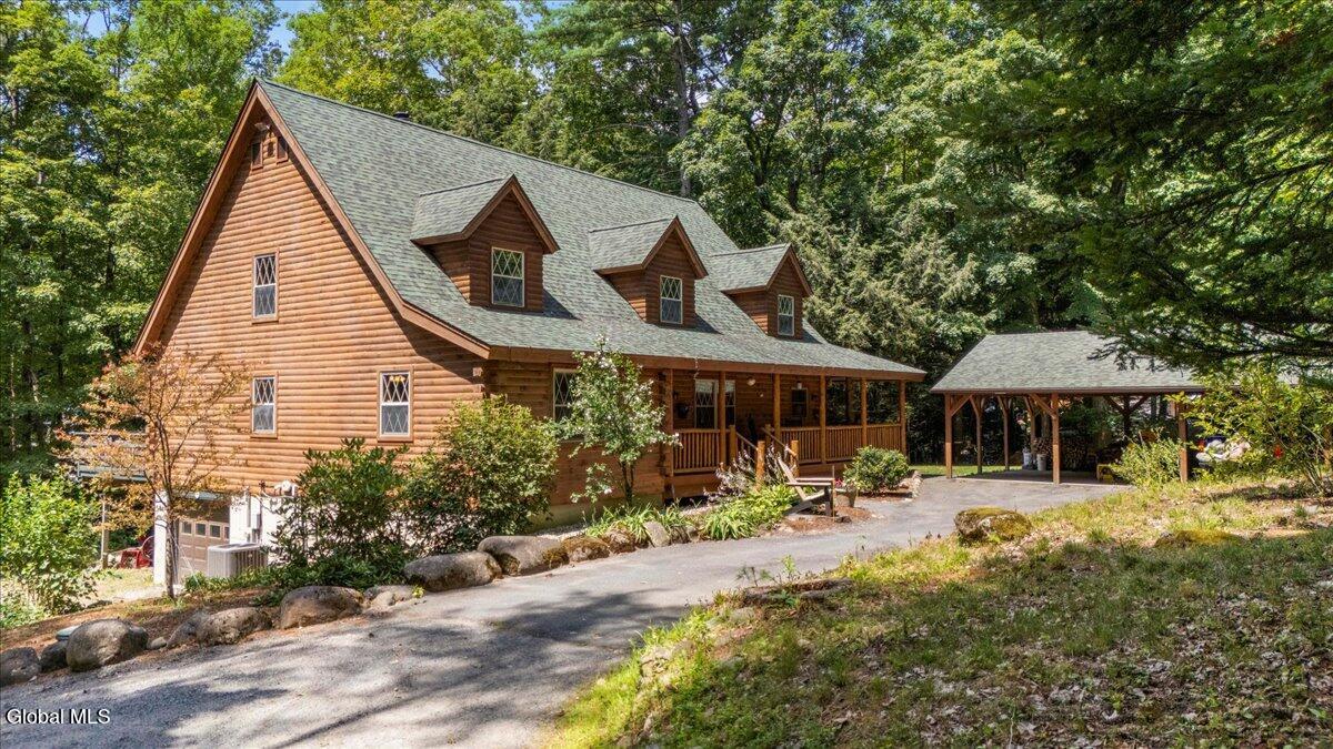 281 Bloody Pond Road