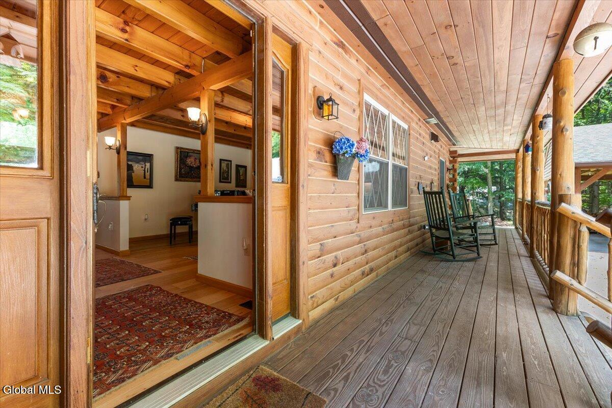 281 Bloody Pond Road