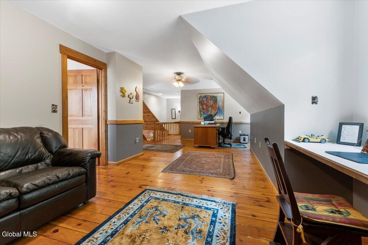 281 Bloody Pond Road