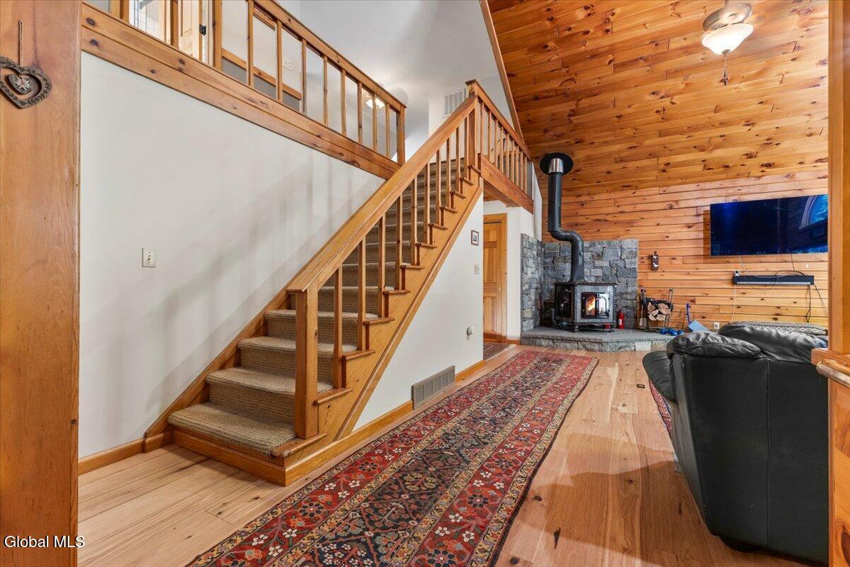 281 Bloody Pond Road
