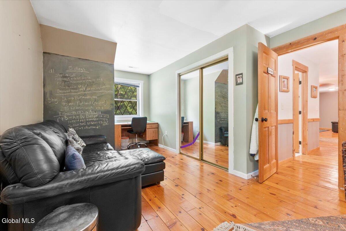 281 Bloody Pond Road