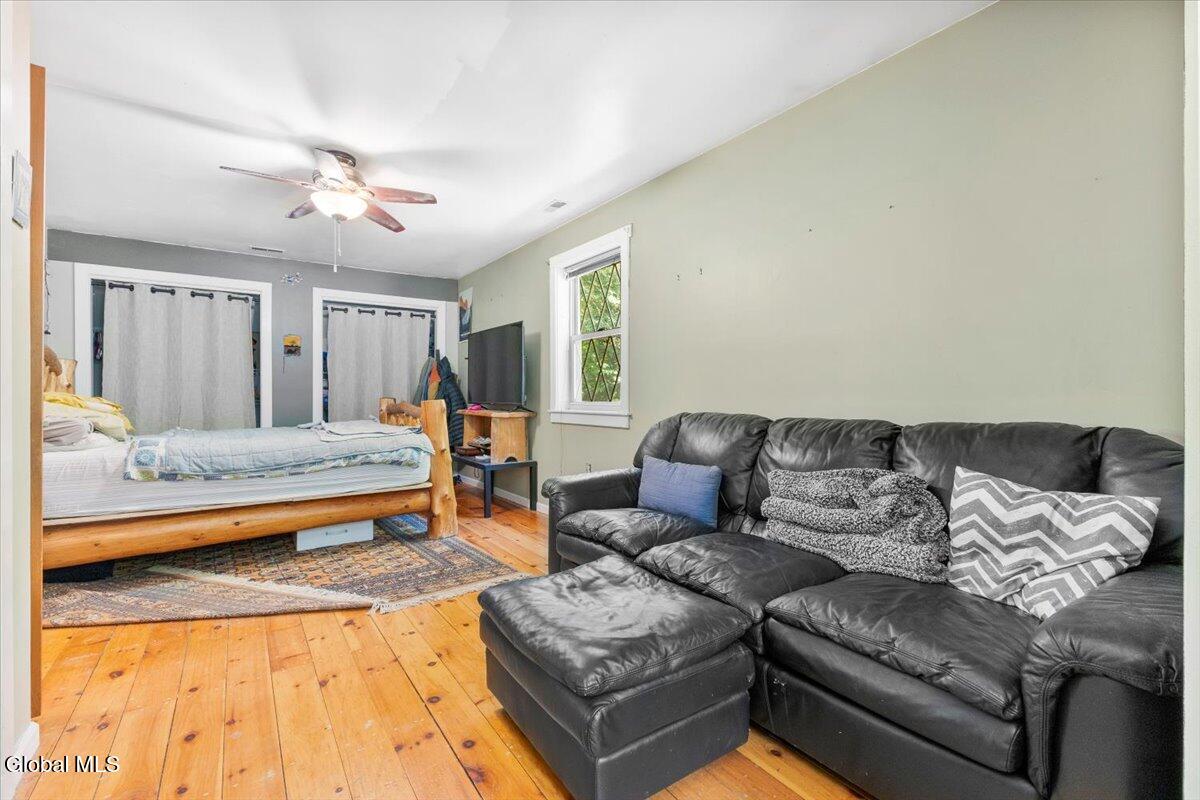 281 Bloody Pond Road
