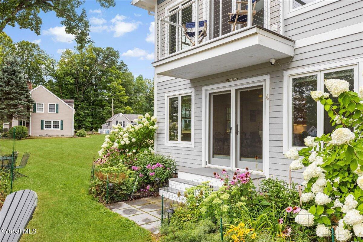 4 Cranberry Lane