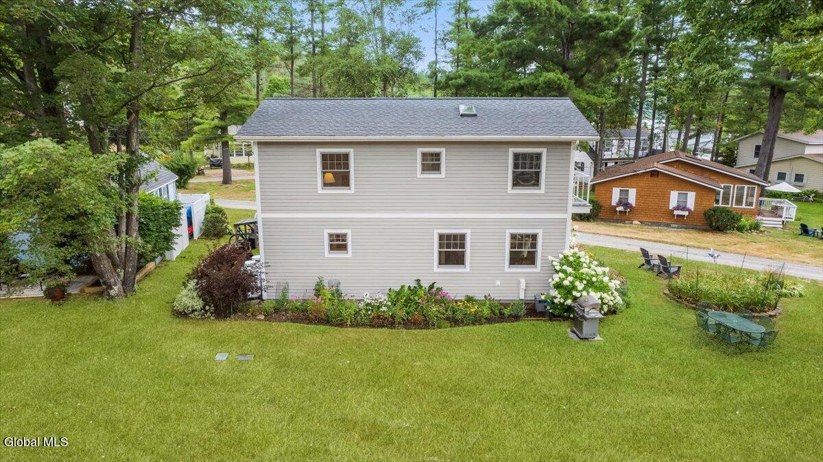 4 Cranberry Lane