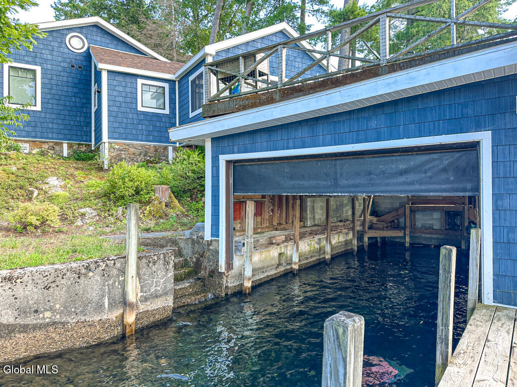 1733 Pilot Knob Road