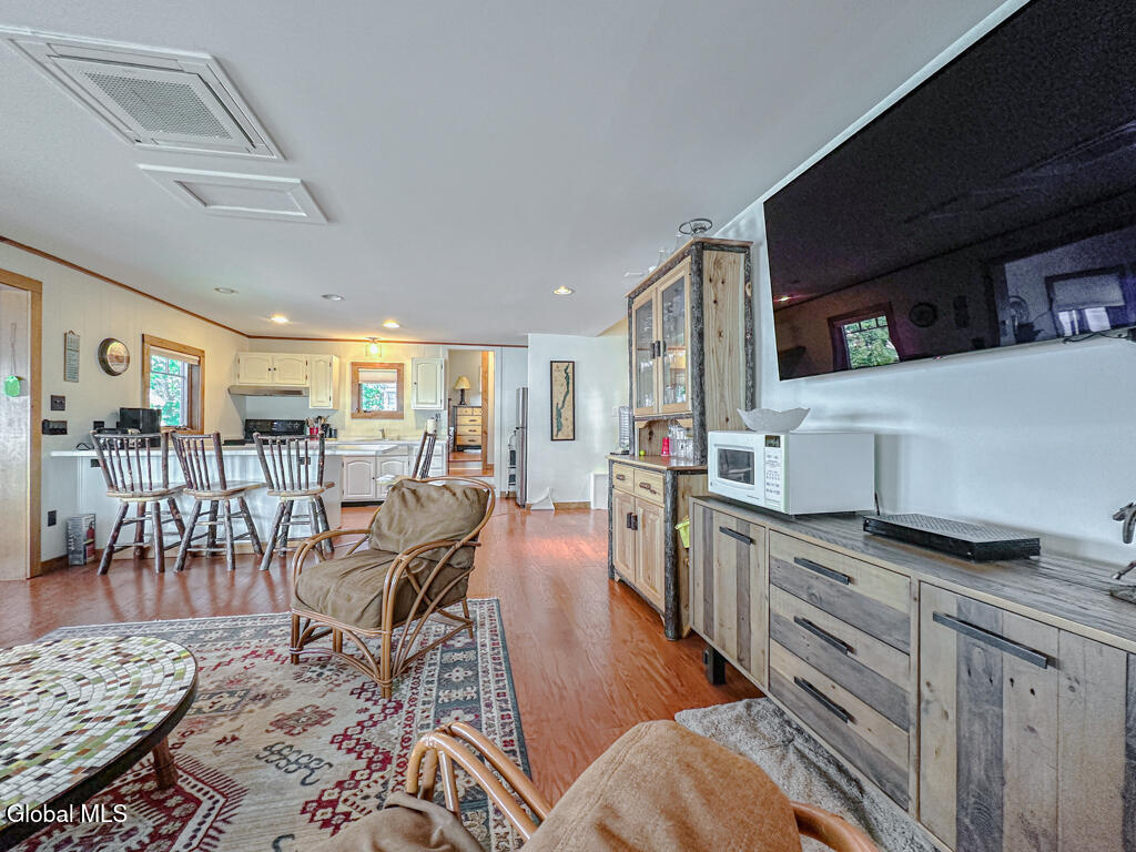 1733 Pilot Knob Road