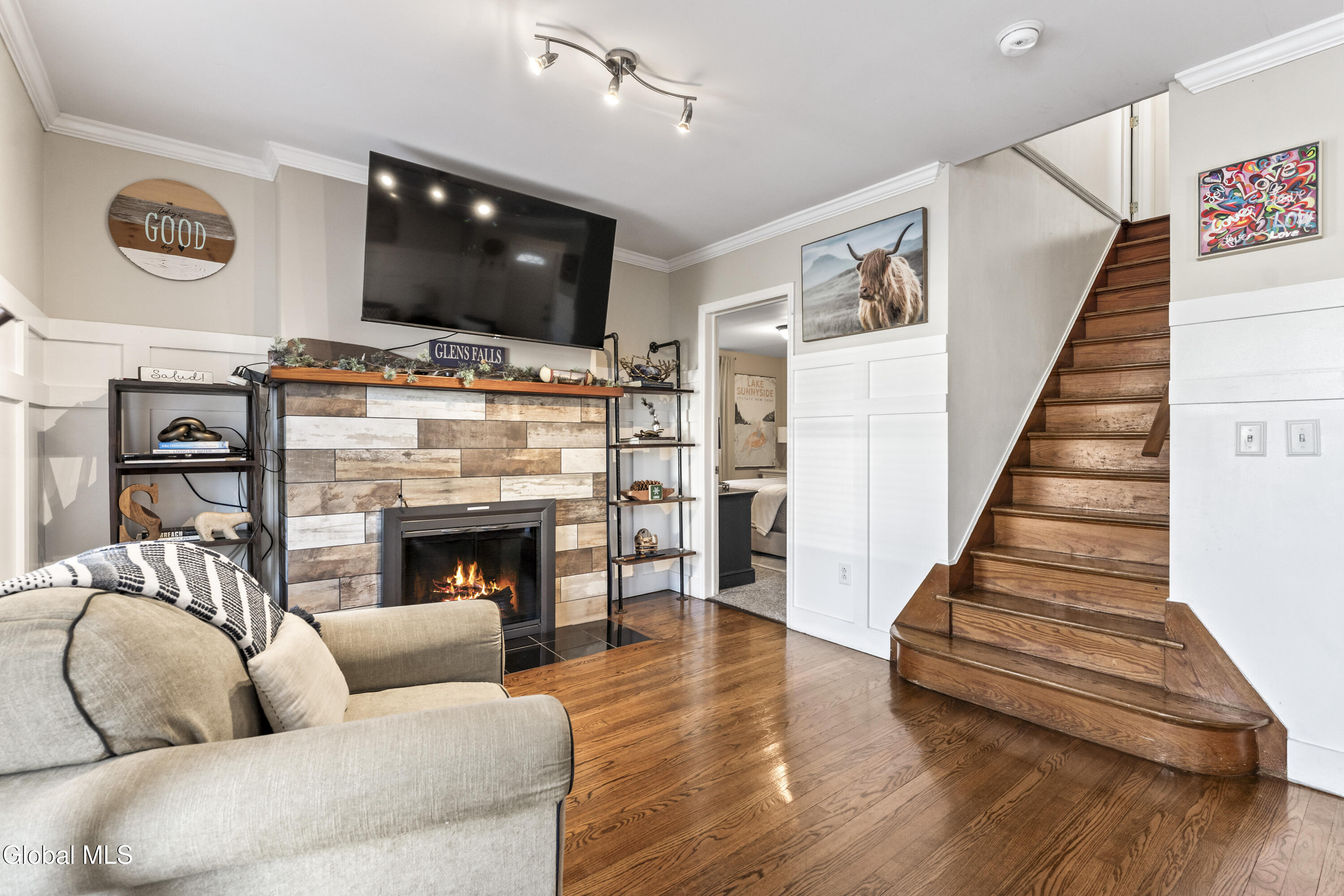 21 Saratoga Avenue