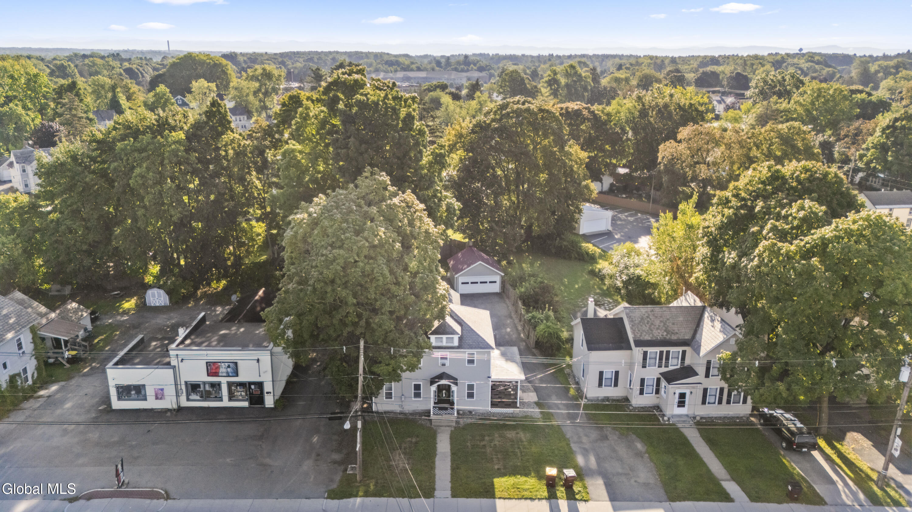 21 Saratoga Avenue