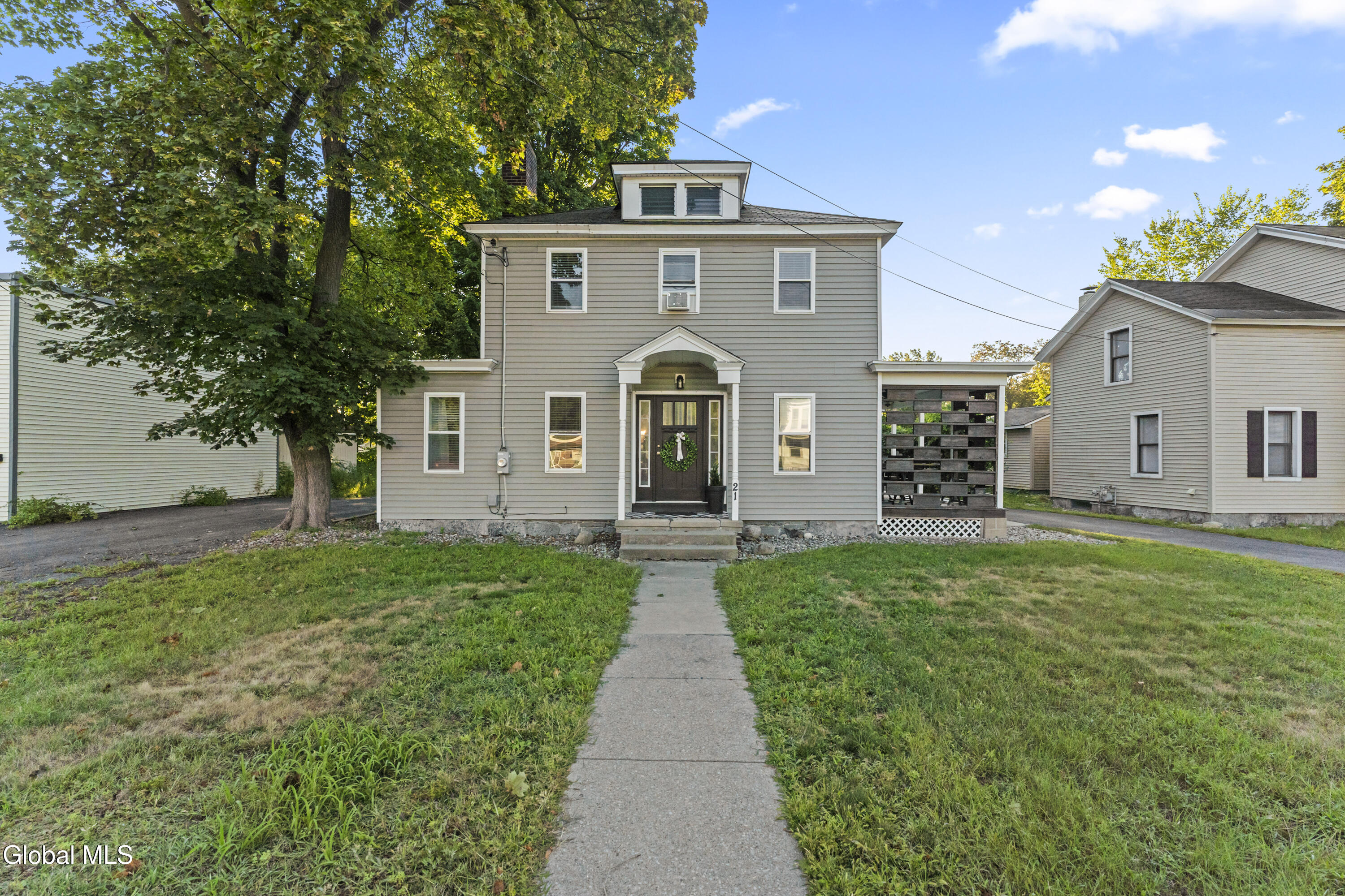 21 Saratoga Avenue