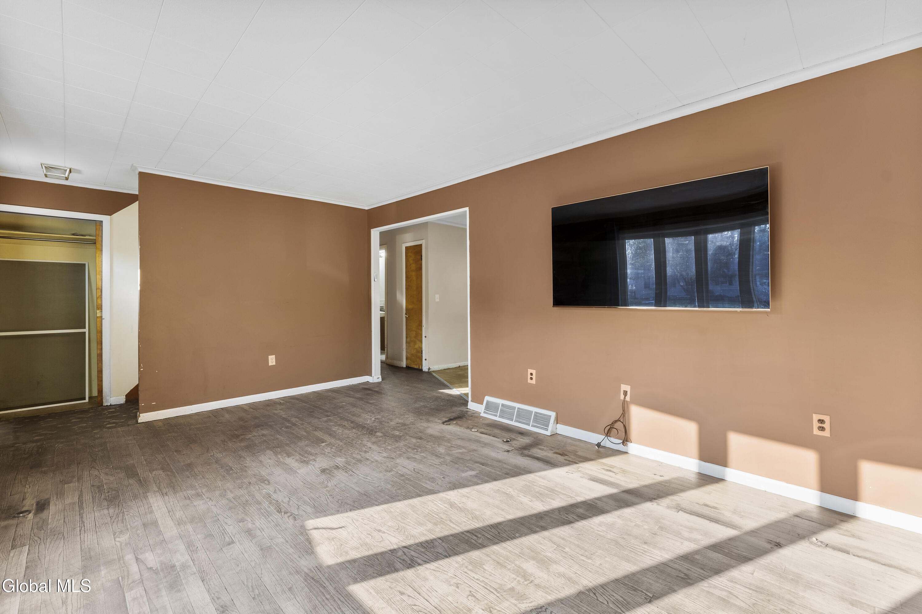 31 Arbutus Drive