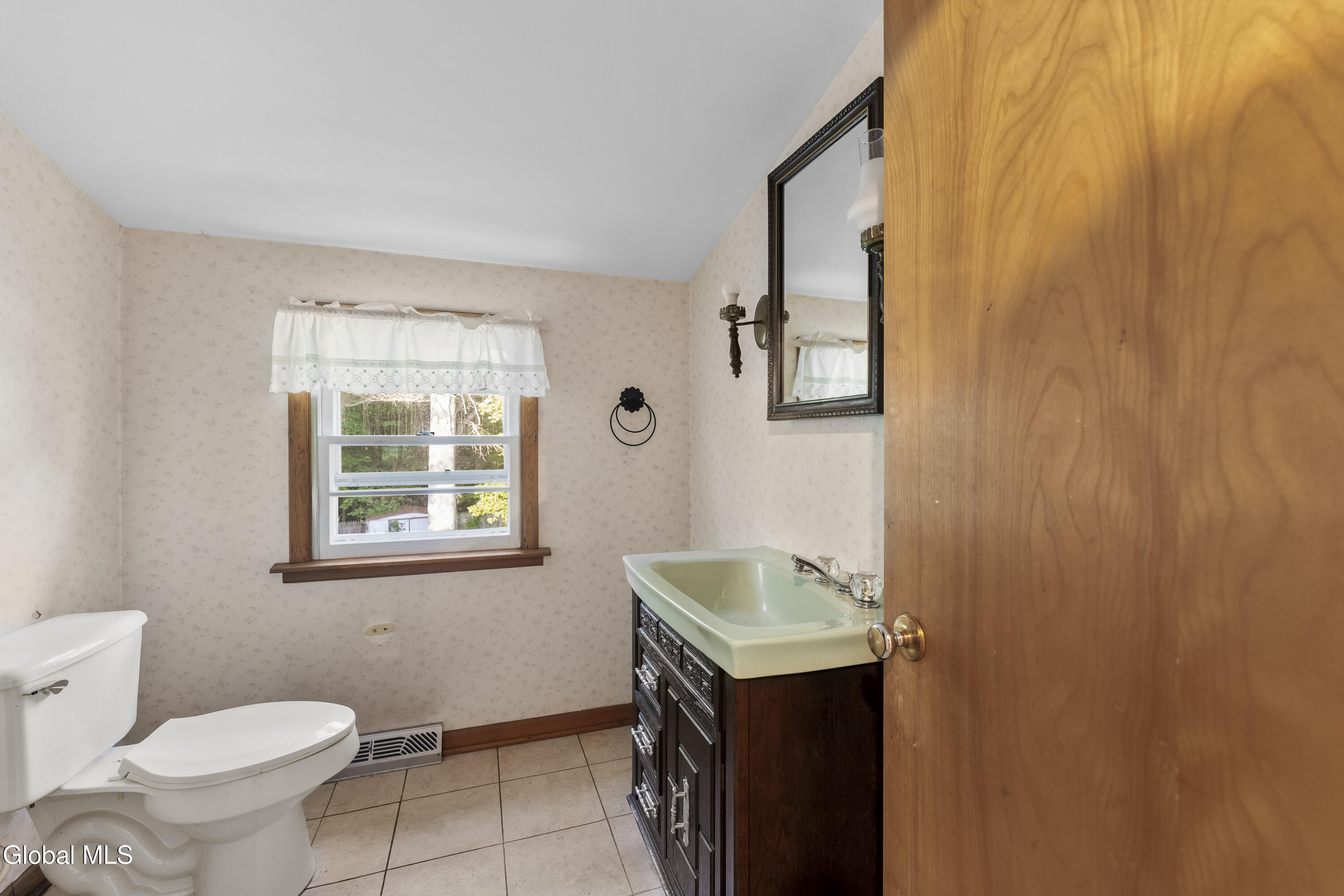 31 Arbutus Drive