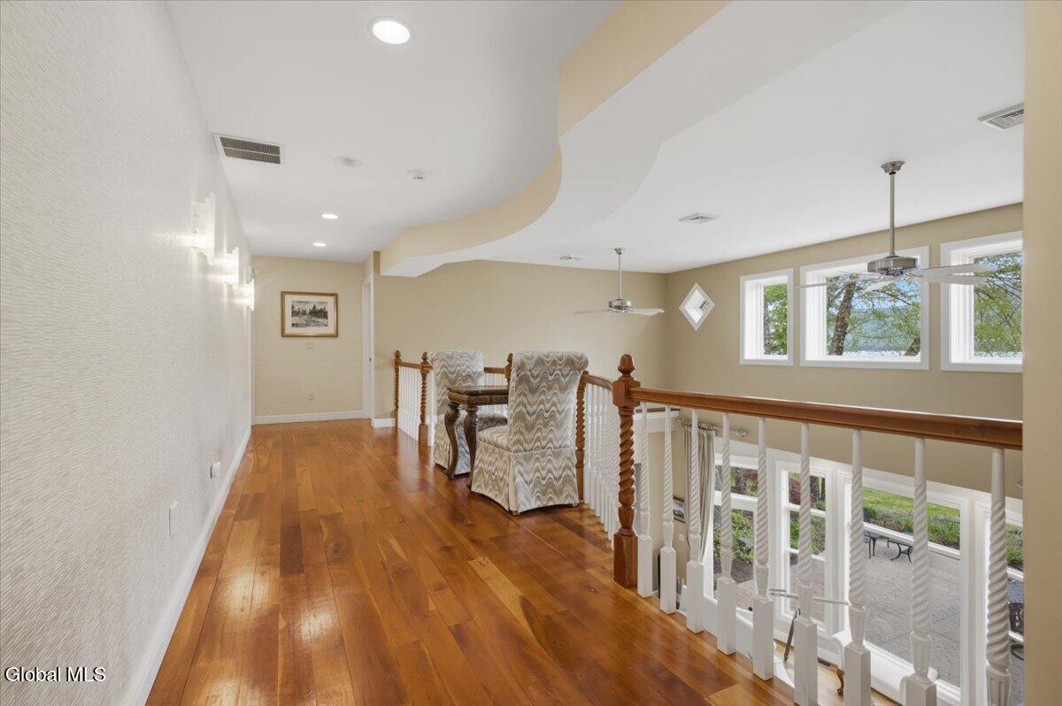 7938 Lakeshore Drive