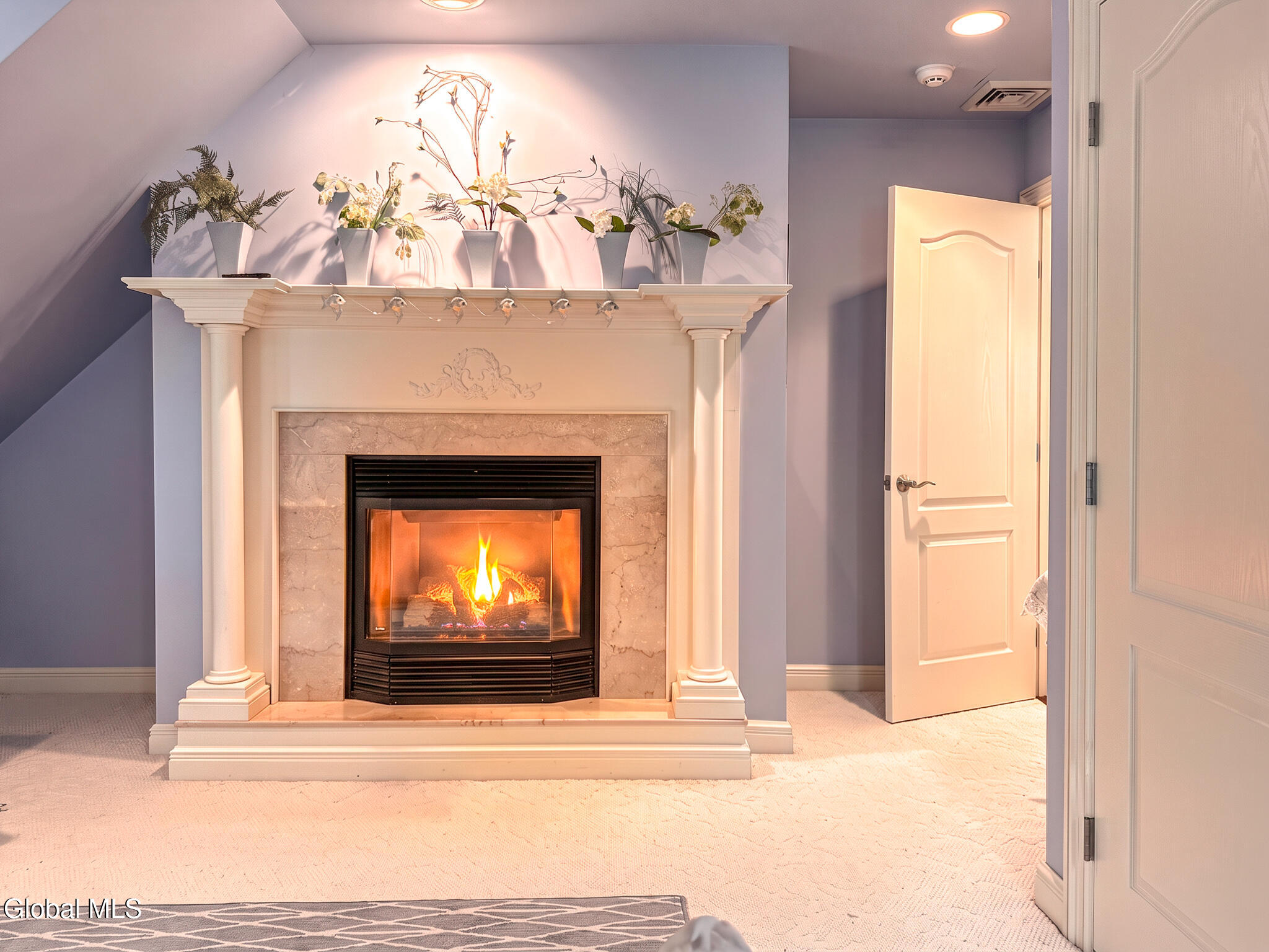 7938 Lakeshore Drive