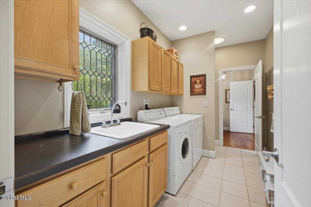 7938 Lakeshore Drive