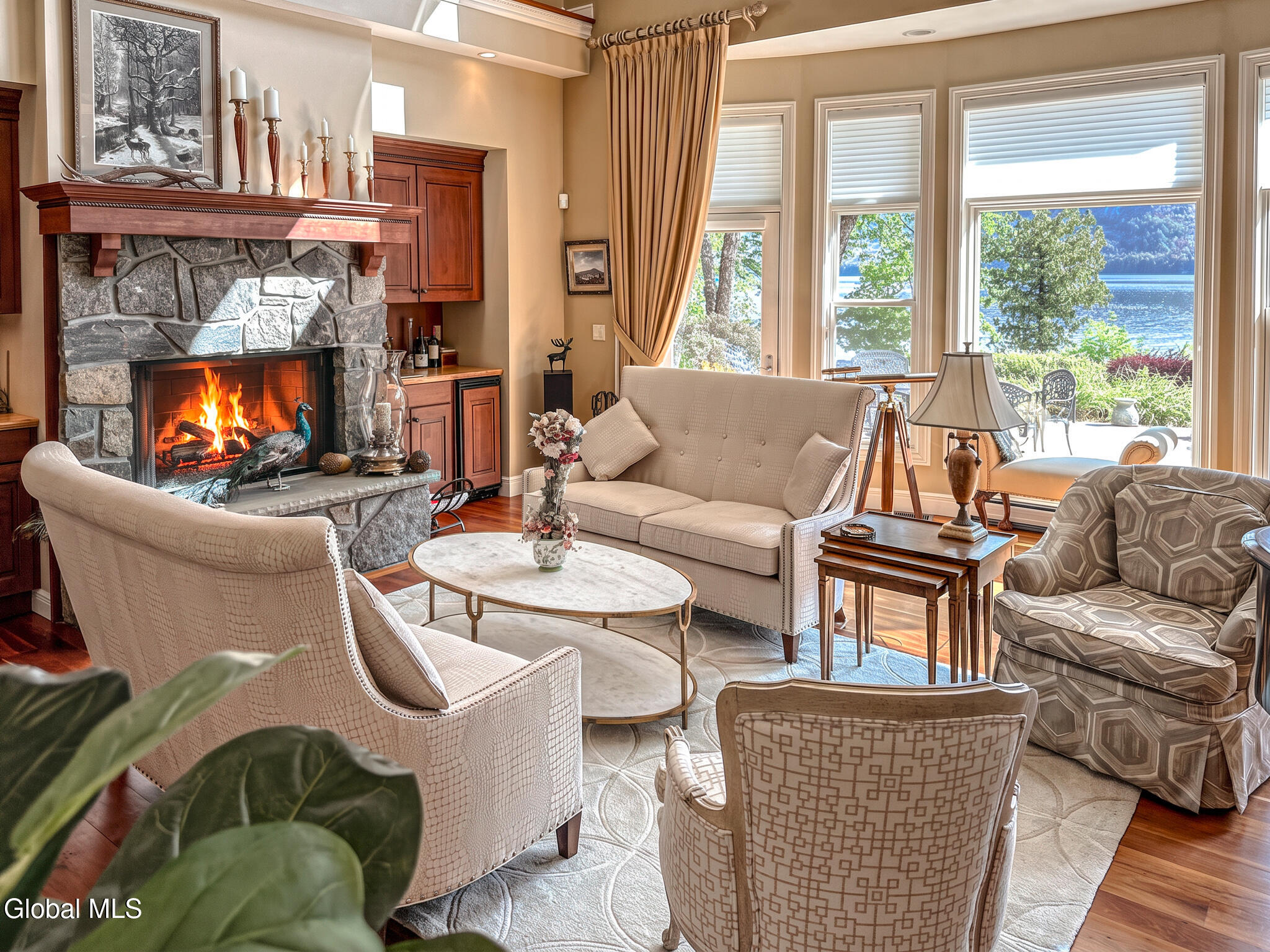 7938 Lakeshore Drive