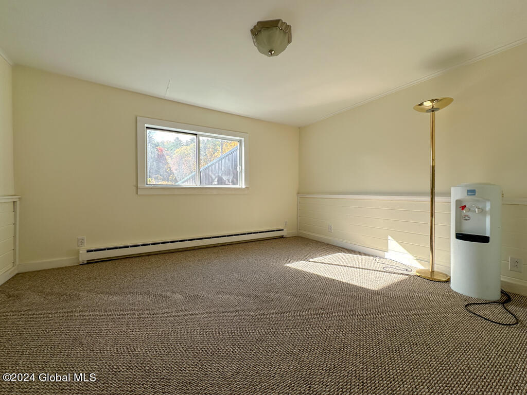 8 Delaware Avenue