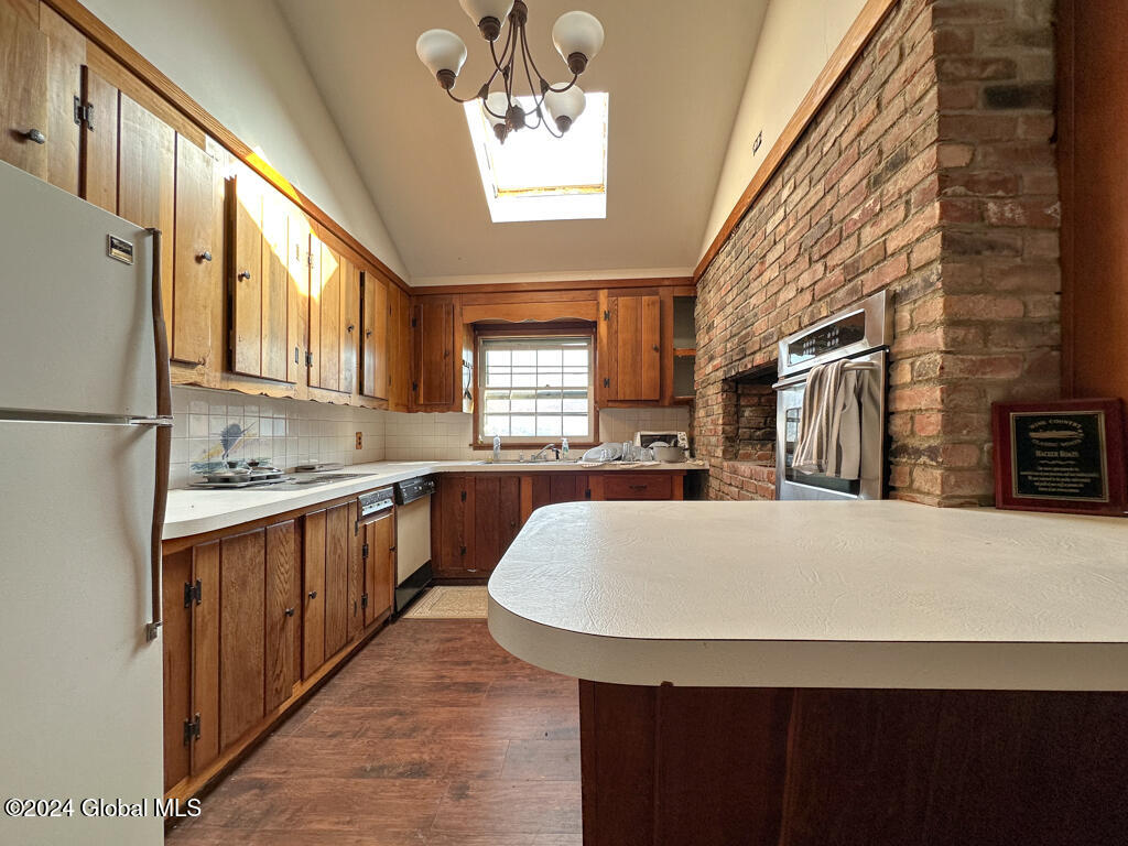 8 Delaware Avenue