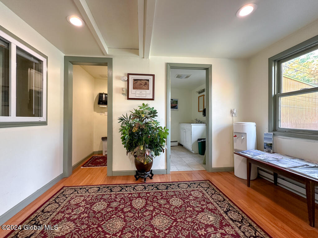 8 Delaware Avenue
