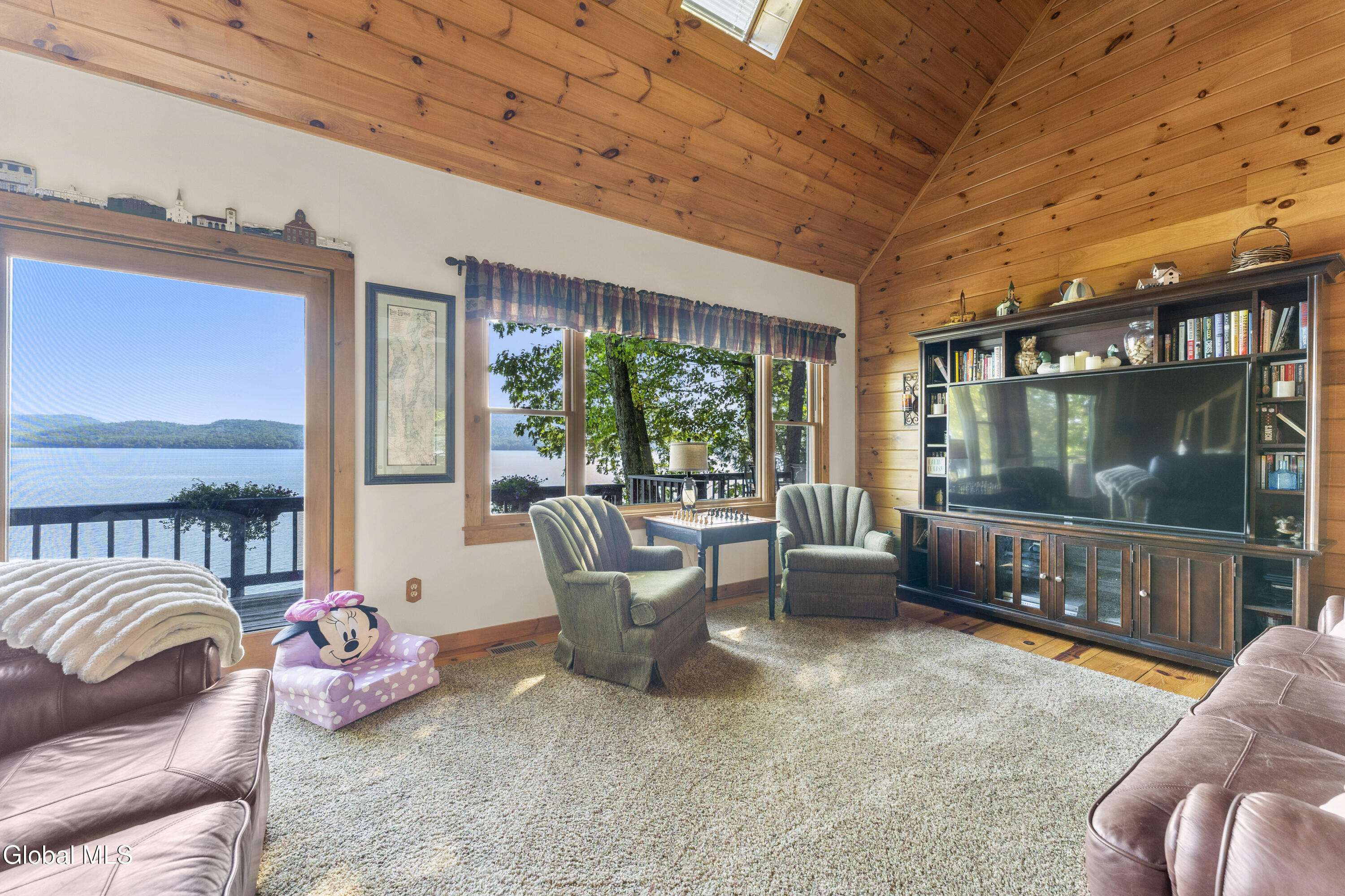55 Pine Cove Road