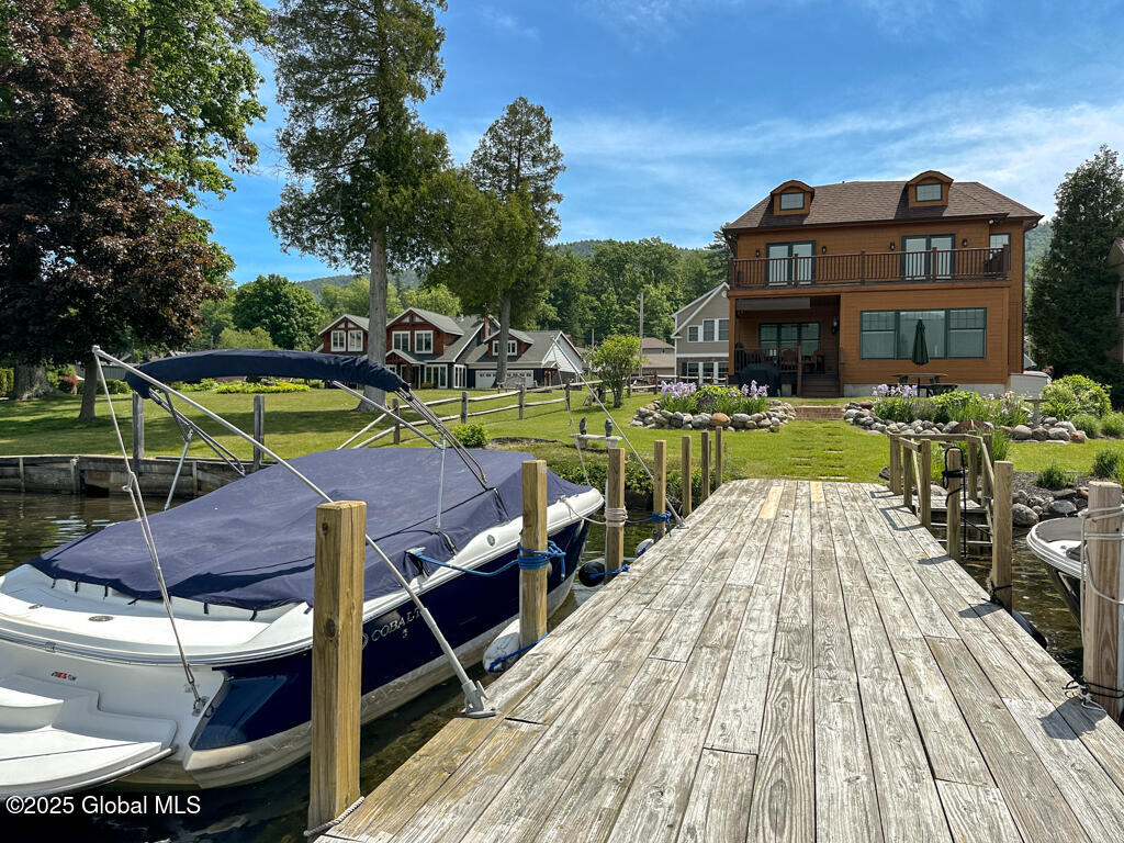 3 Rose Point Lane