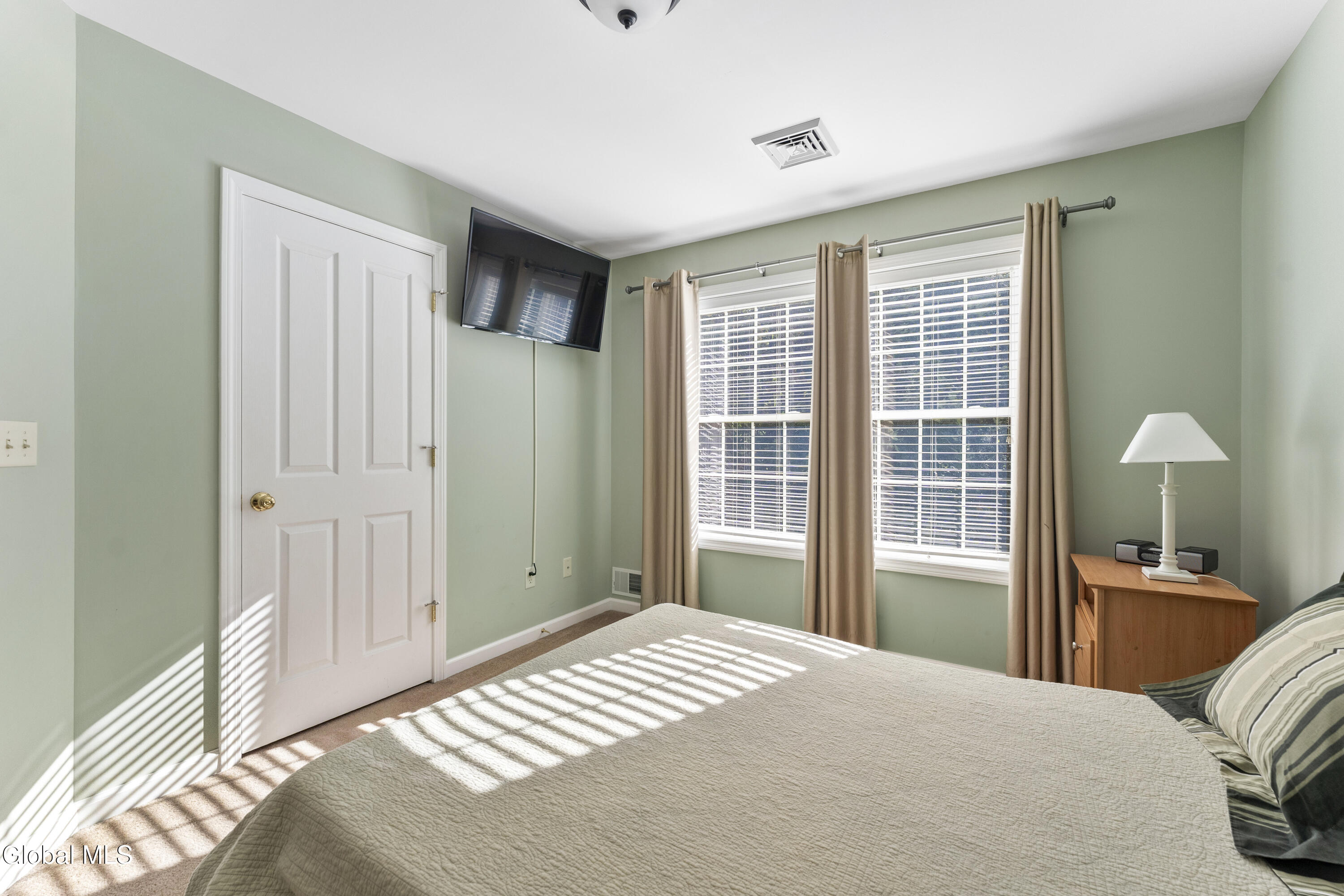 3884 State Route 9L, Unit 2